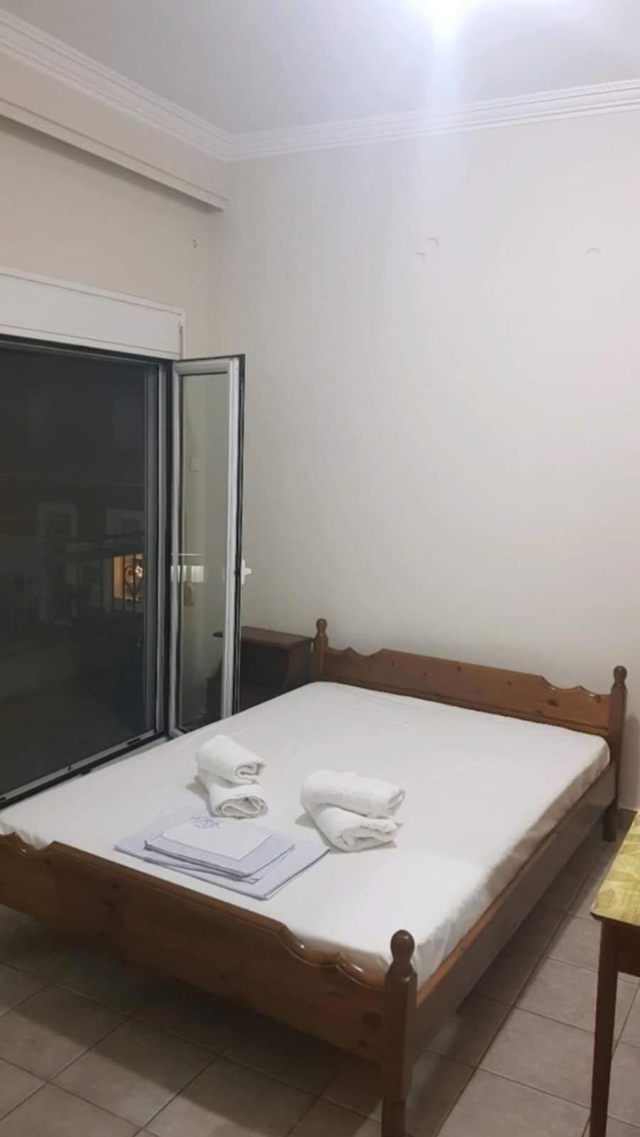 Central Apartments Eretria 외부 사진